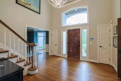 Entry Way - 7675 Foxgate Ln, Cincinnati, OH 45243 photo 1 of 3