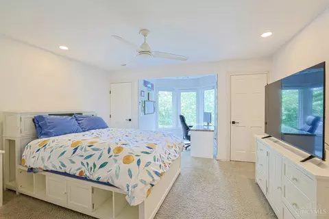 Bedroom - 7675 Foxgate Ln, Cincinnati, OH 45243 photo 3 of 7