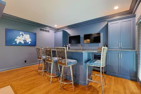 Kitchen - 7675 Foxgate Ln, Cincinnati, OH 45243 photo 4 of 5