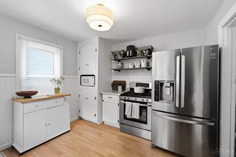 Kitchen - 7005 Bramble Ave, Cincinnati, OH 45227 photo 2 of 3