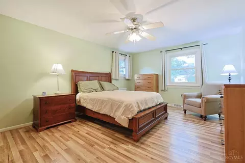 Bedroom - 8389 Shadowpoint Ct, Montgomery, OH 45242 photo 1 of 4