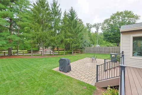 Exterior - 8389 Shadowpoint Ct, Montgomery, OH 45242 photo 14 of 14