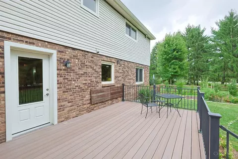 Exterior - 8389 Shadowpoint Ct, Montgomery, OH 45242 photo 3 of 14