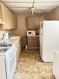 Kitchen - 3129 Durrell Ave, Cincinnati, OH 45207 photo 1 of 1