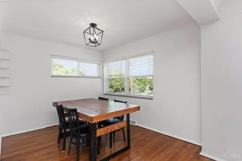 Dining - 5287 Highview Dr, Cincinnati, OH 45238 photo 2 of 2