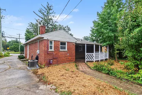 Exterior - 8997 Plainfield Rd, Cincinnati, OH 45236 photo 6 of 7