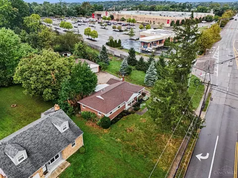 View/Area - 8997 Plainfield Rd, Cincinnati, OH 45236 photo 2 of 5