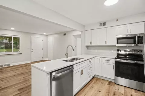 Kitchen - 8997 Plainfield Rd, Cincinnati, OH 45236 photo 2 of 3