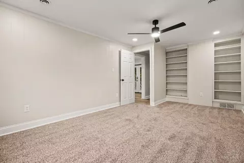 Bedroom - 8997 Plainfield Rd, Cincinnati, OH 45236 photo 1 of 8