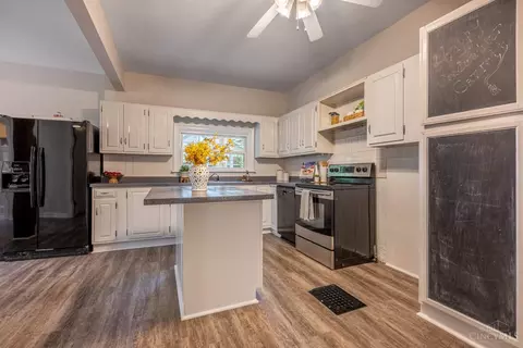 Kitchen - 737 Central Ave, Carlisle, OH 45005 photo 1 of 5