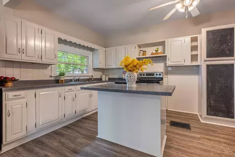 Kitchen - 737 Central Ave, Carlisle, OH 45005 photo 5 of 5