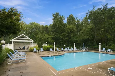 Exterior - 997 Cedar Ridge Dr, Cincinnati, OH 45245 photo 6 of 6