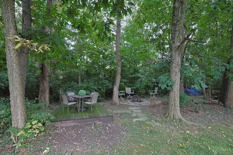 Exterior - 1147 Stableview Cir, Hamilton Township, OH 45039 photo 13 of 14