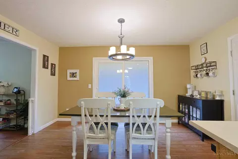Dining - 1147 Stableview Cir, Hamilton Township, OH 45039 photo 1 of 3