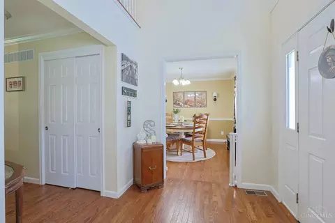 Entry Way - 1147 Stableview Cir, Hamilton Township, OH 45039 photo 1 of 2