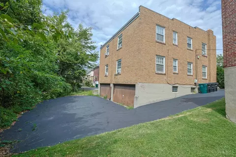 Exterior - 3097 Riddle View Ln, Cincinnati, OH 45220 photo 5 of 5
