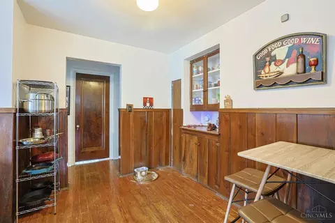 Dining - 3097 Riddle View Ln, Cincinnati, OH 45220 photo 1 of 2