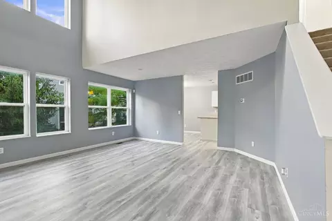 Living - 6572 Eagleview Dr, Mason, OH 45040 photo 4 of 4