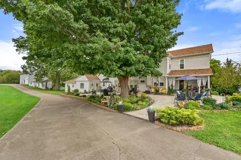 5612 Jacksonburg Rd, Trenton, OH 45067