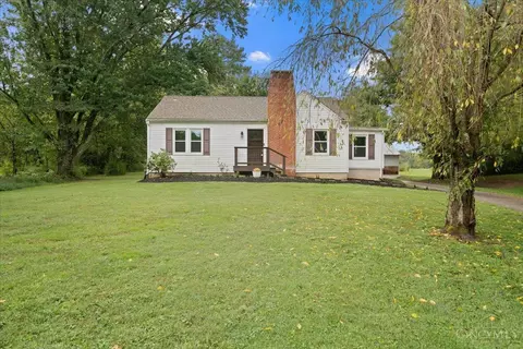 2571 Williamsburg Bantam Rd, Bethel, OH 45106