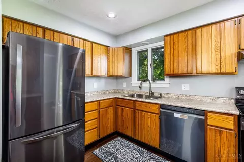Kitchen - 4953 Brant Rd, Morrow, OH 45152 photo 1 of 6