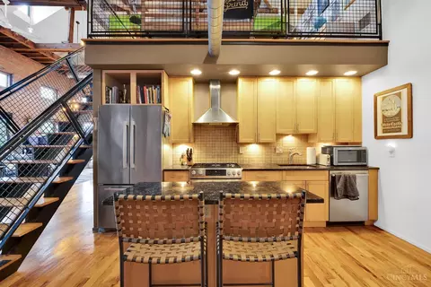 Kitchen - 404 Reading Rd, Cincinnati, OH 45202 photo 1 of 4