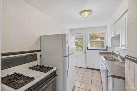 Kitchen - 5601 Lester Rd, Cincinnati, OH 45213 photo 1 of 3