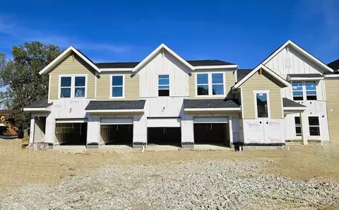 410 Pilot Pt, Vandalia, OH 45377