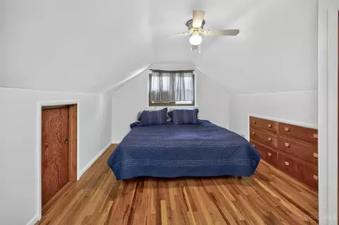 Bedroom - 6747 Plainfield Rd, Cincinnati, OH 45236 photo 5 of 7