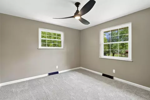 Bedroom - 5741 Nickview Dr, Cincinnati, OH 45247 photo 3 of 4