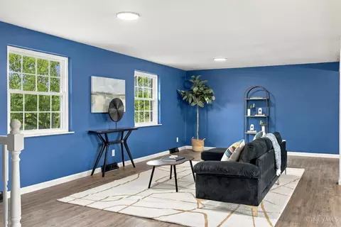 Living - 5741 Nickview Dr, Cincinnati, OH 45247 photo 5 of 5