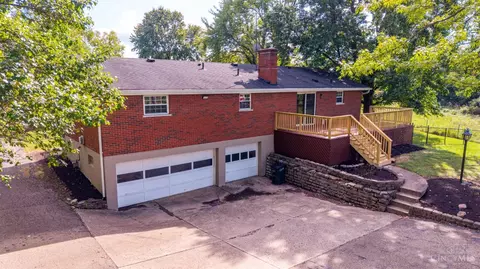Exterior - 5741 Nickview Dr, Cincinnati, OH 45247 photo 3 of 9