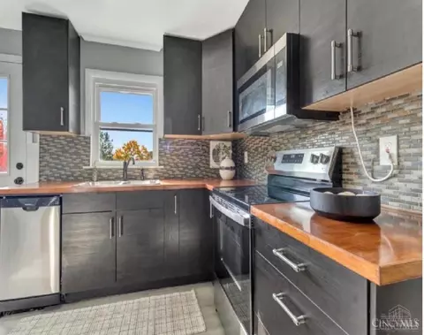 Kitchen - 4491 Fork Rd, Cincinnati, OH 45247 photo 3 of 5