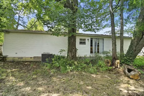 Exterior - 1921 Amiott Ln, Mount Orab, OH 45154 photo 8 of 12