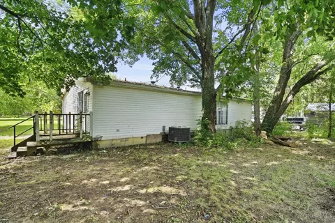 Exterior - 1921 Amiott Ln, Mount Orab, OH 45154 photo 7 of 12