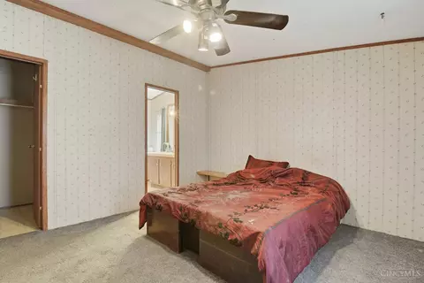 Bedroom - 1921 Amiott Ln, Mount Orab, OH 45154 photo 6 of 7