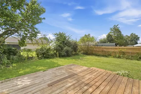 Exterior - 2665 Roosevelt Ave, Cincinnati, OH 45231 photo 6 of 10