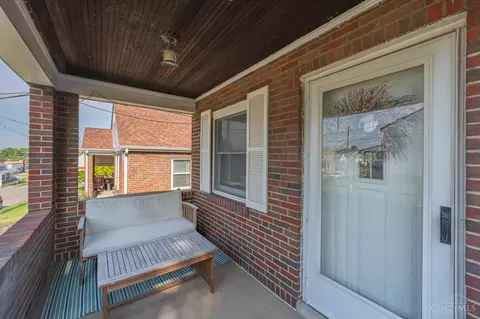 Exterior - 204 Mechanic St, Reading, OH 45215 photo 2 of 5