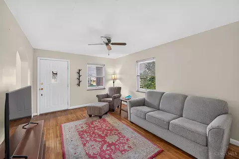 Living - 204 Mechanic St, Reading, OH 45215 photo 1 of 3