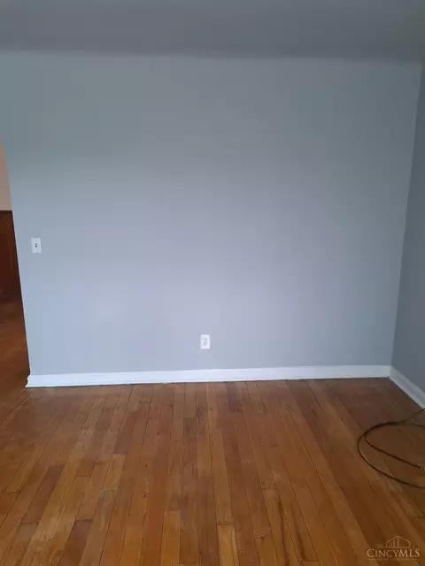 Living - 1808 Losantiville Ave, Cincinnati, OH 45237 photo 1 of 1