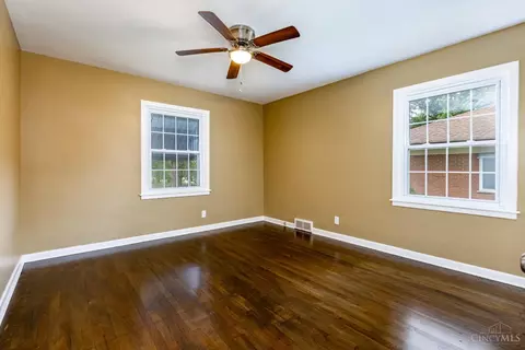 Bedroom - 2845 Dunaway Ave, Cincinnati, OH 45211 photo 1 of 1