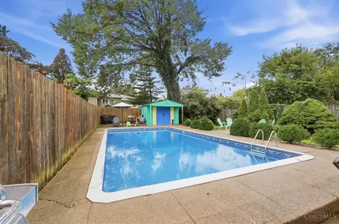 Exterior - 809 Eaton Ave, Hamilton, OH 45013 photo 5 of 9