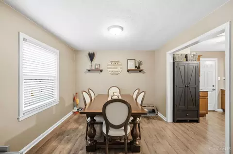 Dining - 809 Eaton Ave, Hamilton, OH 45013 photo 2 of 2