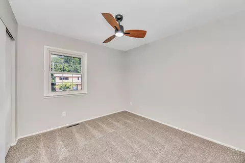 Bedroom - 5452 Ehrling Rd, Cincinnati, OH 45227 photo 10 of 12