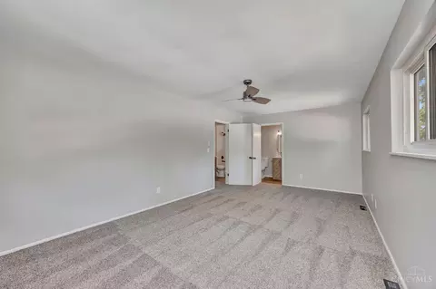 Bedroom - 5452 Ehrling Rd, Cincinnati, OH 45227 photo 2 of 12