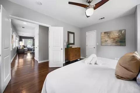 Bedroom - 2201 Reading Rd, Cincinnati, OH 45202 photo 8 of 13