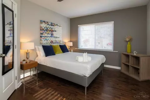 Bedroom - 2201 Reading Rd, Cincinnati, OH 45202 photo 2 of 13