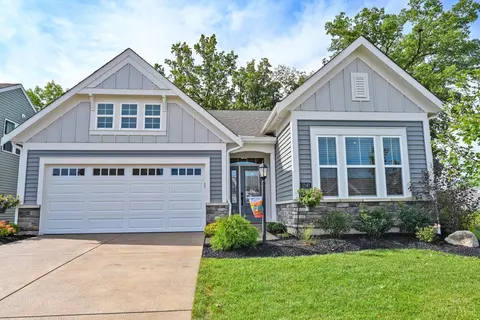 Exterior - 1341 Brookchase Cir, Hamilton Township, OH 45039 photo 3 of 17