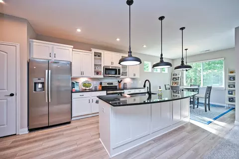 Kitchen - 1341 Brookchase Cir, Hamilton Township, OH 45039 photo 1 of 4
