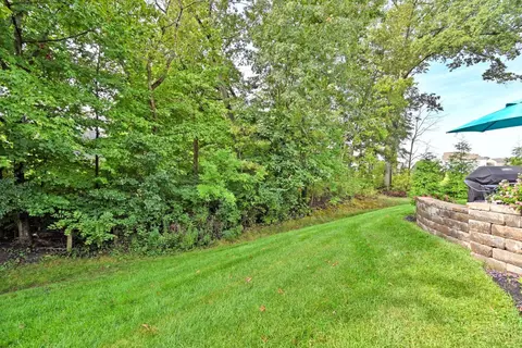 Exterior - 1341 Brookchase Cir, Hamilton Township, OH 45039 photo 10 of 17